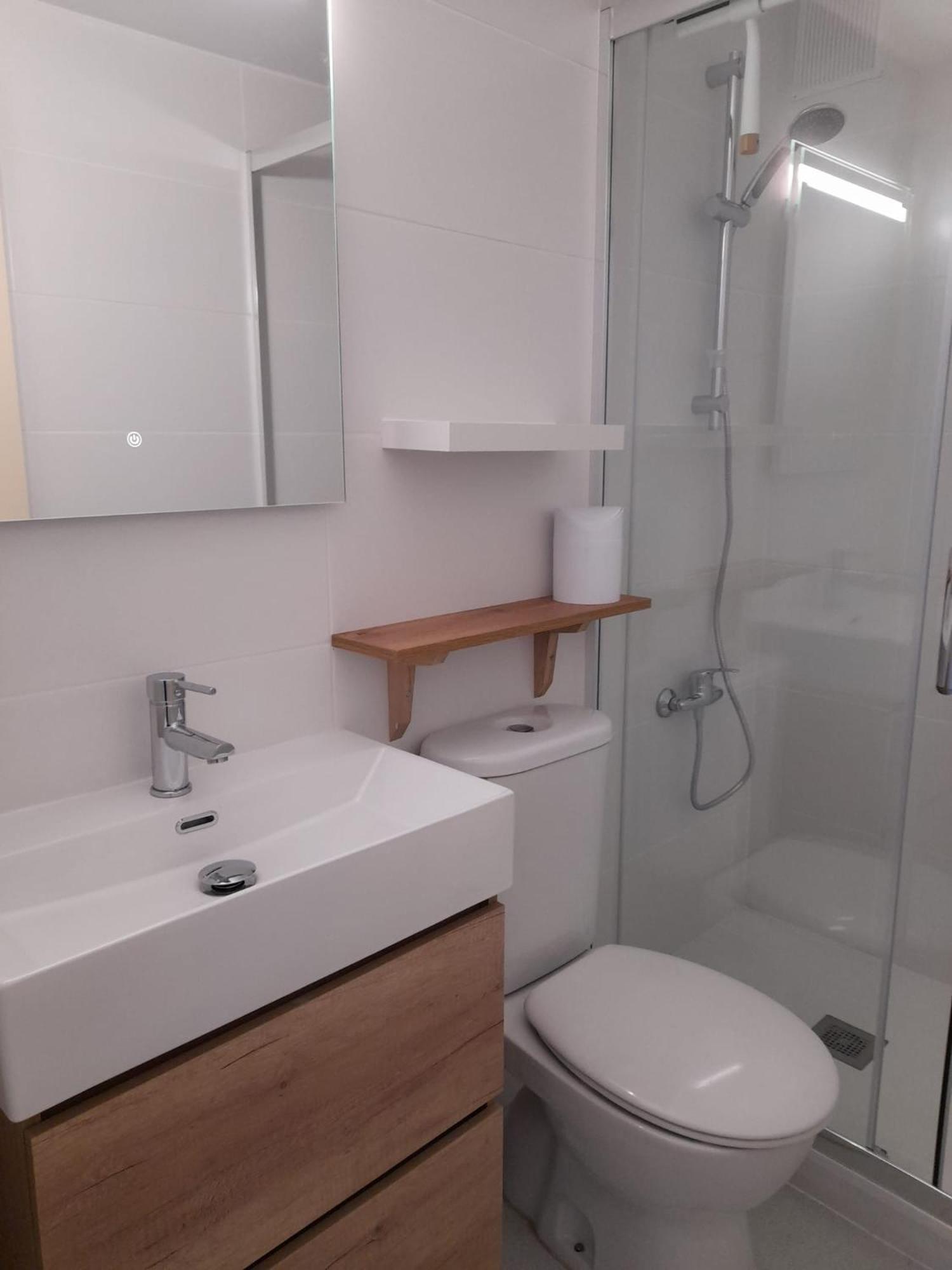 Appartement Lumineux Sur Les Canaux 로지즈 외부 사진